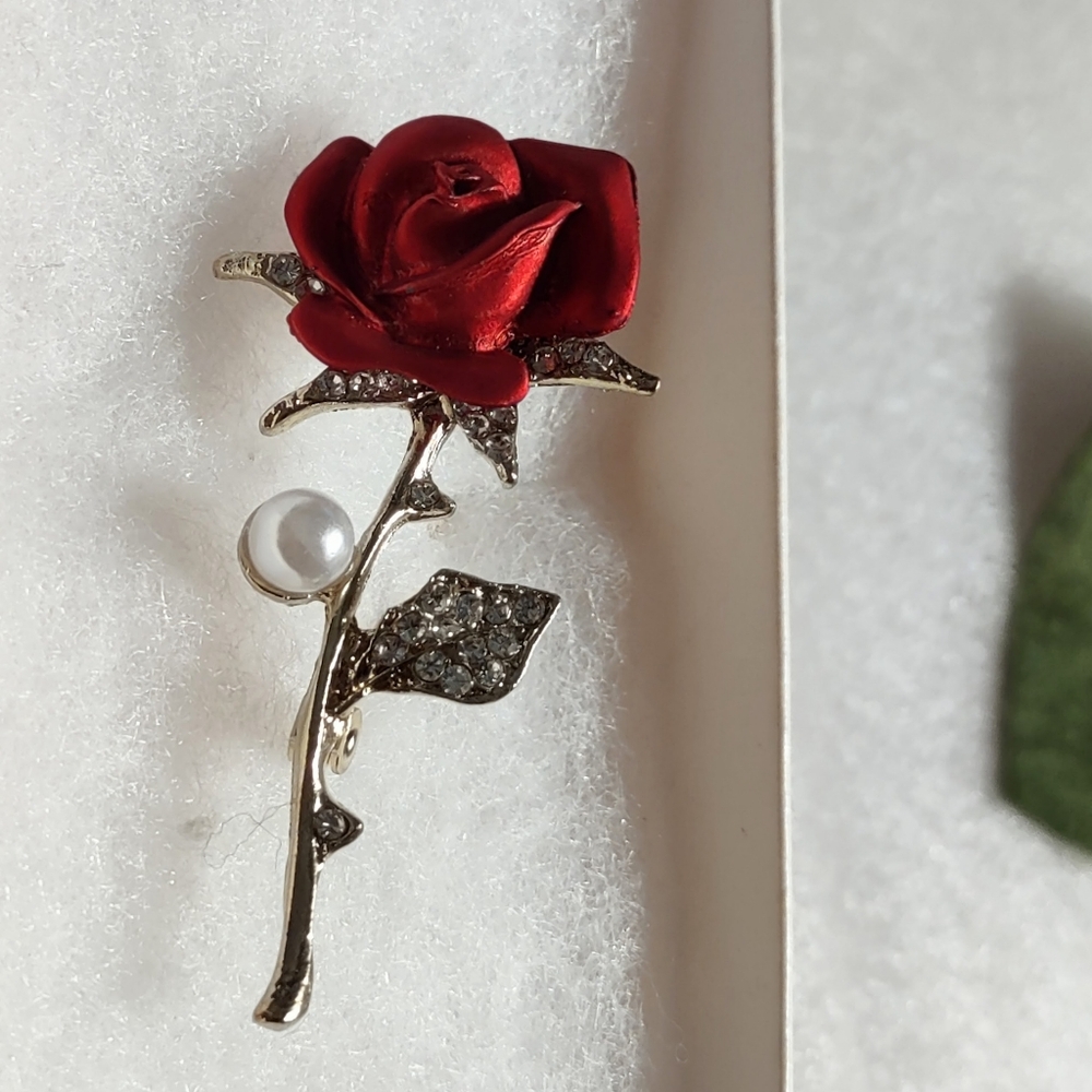 Red Rose Brooch